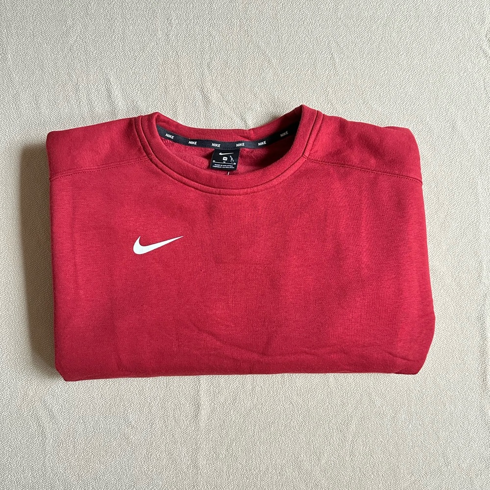 Nike Women Pullover Sweater - Picture 2 of 8